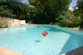 Villa de 4 chambres avec vue sur la mer piscine privee et jardin amenage a Hyeres a 2 km de la plage